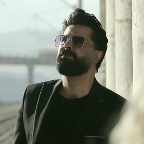 دانلود آهنگ حمید آکای گوزلره باخ گوزلره