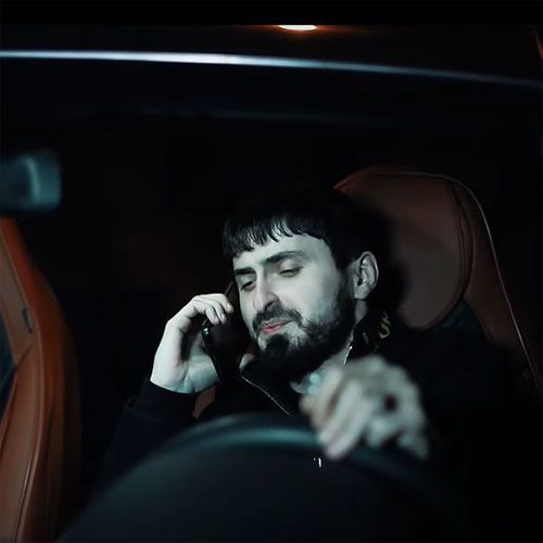 دانلود آهنگ محمود میکاییلی آدام یرینه قویموشام