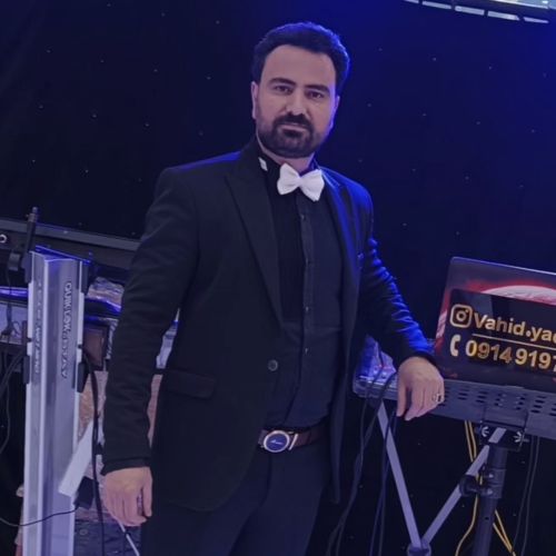 دانلود آهنگ وحید یدرنجی من اوزوم گدرم دانلود آهنگ وحید یدرنجی من اوزوم گدرم